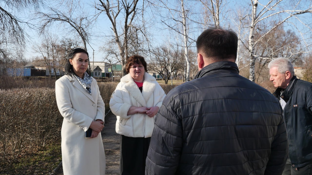 Яна Пащенко: С наступлением тепла стартовали работы по обновлению сквера имени 9 мая Яна Пащенко: С наступлением тепла стартовали работы по обновлению сквера имени 9 мая
