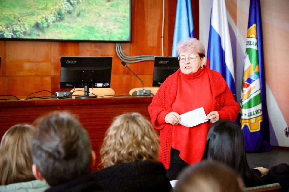 Агродроны, анатомический стол и пищевые технологии Агродроны, анатомический стол и пищевые технологии