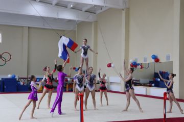 Наталия Жулинская: Сегодня в спортивной школе № 2 открыли после ремонта зал спортивной акробатики