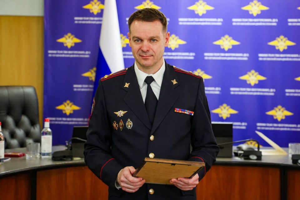 111111 За высокие показатели в службе сотрудников подразделений экономической безопасности и противодействия коррупции отметили наградами 111111 За высокие показатели в службе сотрудников подразделений экономической безопасности и противодействия коррупции отметили наградами