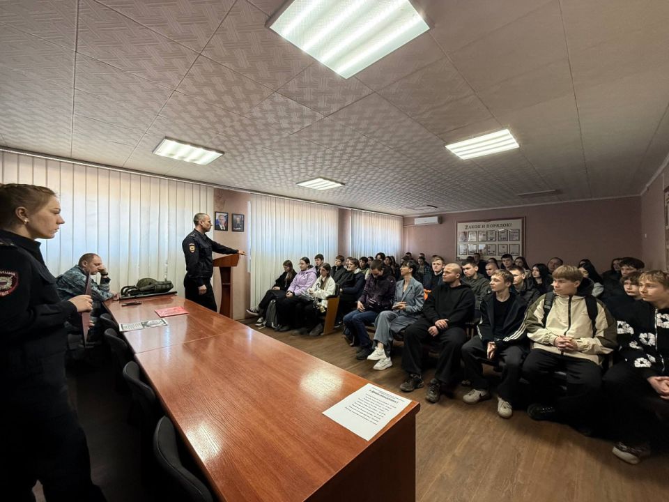 День открытых дверей в ОМВД России «Марковский»: Путь к службе Отечеству День открытых дверей в ОМВД России «Марковский»: Путь к службе Отечеству
