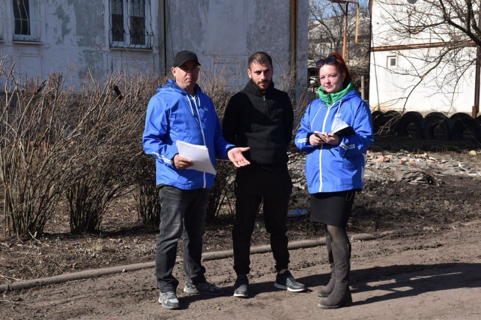 По народной программе в Первомайске восстанавливают кровли многоквартирных домов По народной программе в Первомайске восстанавливают кровли многоквартирных домов