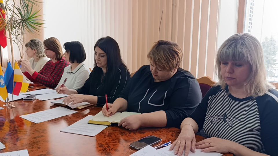 Под председательством главы Антрацитовского муниципального округа Сергея Саенко состоялось очередное заседание межведомственной комиссии по профилактике правонарушений, призванное выработать действенные меры по укреплению... Под председательством главы Антрацитовского муниципального округа Сергея Саенко состоялось очередное заседание межведомственной комиссии по профилактике правонарушений, призванное выработать действенные меры по укреплению...