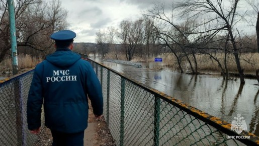 В четырех селах ЛНР открыли движение по мостам, 9 еще под водой