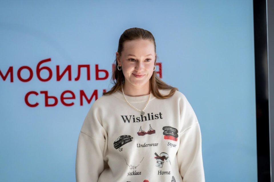 Минмол ЛНР провёл для школьников Луганска и Антрацита мастер-класс по медиа Минмол ЛНР провёл для школьников Луганска и Антрацита мастер-класс по медиа