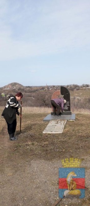 После зимнего периода в Лисичанске начались работы по приведению в порядок памятных мест