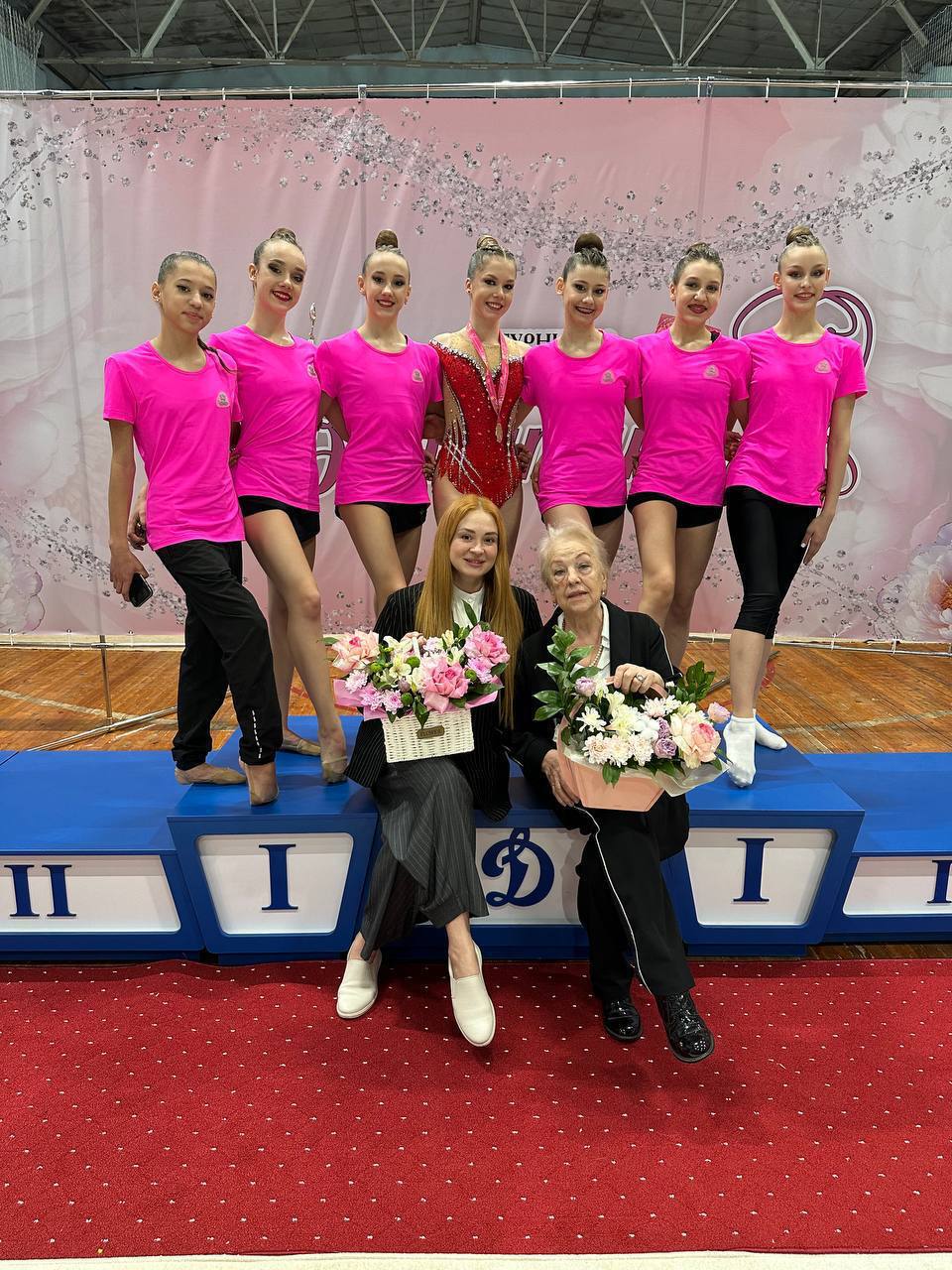 В Луганске состоялся открытый турнир по художественной гимнастике