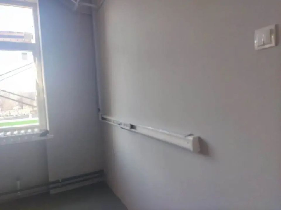 В здании Администрации Беловодского МО при участии региона-шефа Новосибирской области начали укладку линолеума В здании Администрации Беловодского МО при участии региона-шефа Новосибирской области начали укладку линолеума