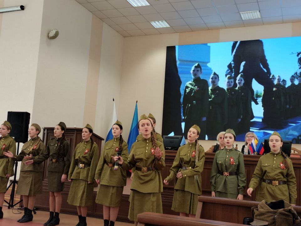 Сегодня в Луганске состоялись I региональные «Гризодубовские чтения», организованные Луганским региональным отделением Союза женщин России при содействии Ассоциации «Совет муниципальных образований Луганской Народной... Сегодня в Луганске состоялись I региональные «Гризодубовские чтения», организованные Луганским региональным отделением Союза женщин России при содействии Ассоциации «Совет муниципальных образований Луганской Народной...