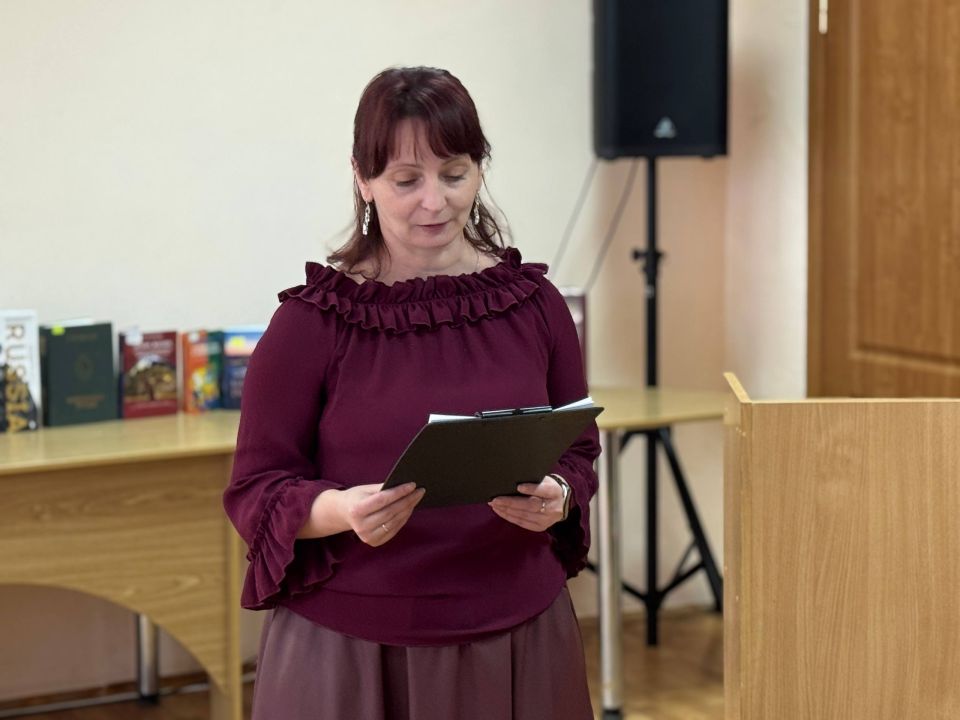«Россия – семья семей»: в Луганске написали диктант, посвященный Дню воссоединения Крыма и Севастополя с Россией «Россия – семья семей»: в Луганске написали диктант, посвященный Дню воссоединения Крыма и Севастополя с Россией