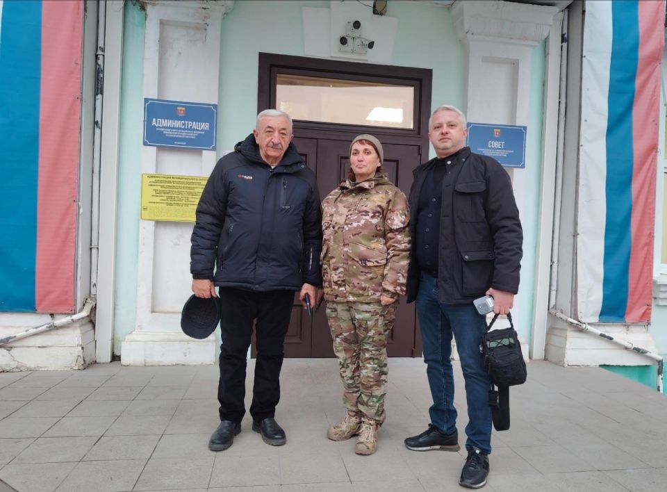 Тамбовчане привезли необходимую гумпомощь для медицинских учреждений Тамбовчане привезли необходимую гумпомощь для медицинских учреждений