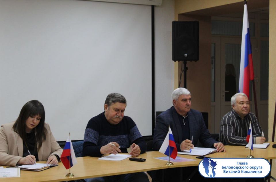Подборка о ГЛАВном. Глава Станично-Луганского округа - Альберт Зинченко Подборка о ГЛАВном. Глава Станично-Луганского округа - Альберт Зинченко