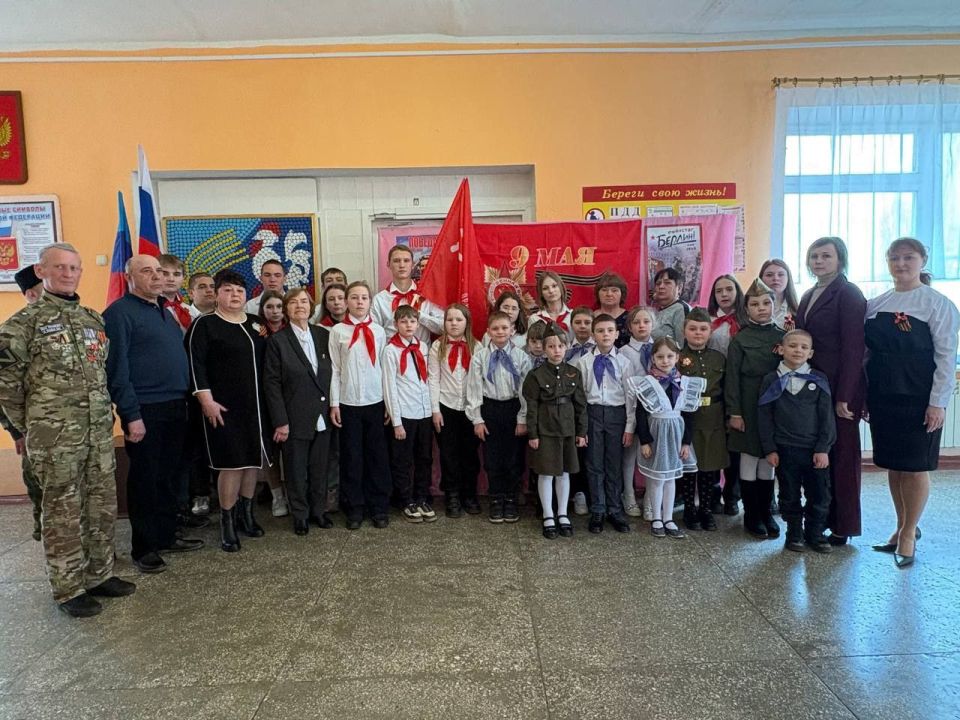 В Комиссаровке прошла торжественная церемония передачи Знамени Победы В Комиссаровке прошла торжественная церемония передачи Знамени Победы