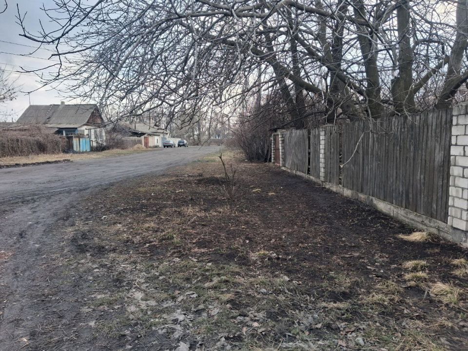 Жители пгт Новодарьевка активно принимают участие в наведении порядка на территории поселка Жители пгт Новодарьевка активно принимают участие в наведении порядка на территории поселка