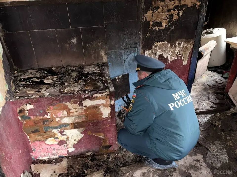 Двухлетняя девочка погибла в результате пожара в частном доме села Новороссошь Новопсковского района Двухлетняя девочка погибла в результате пожара в частном доме села Новороссошь Новопсковского района