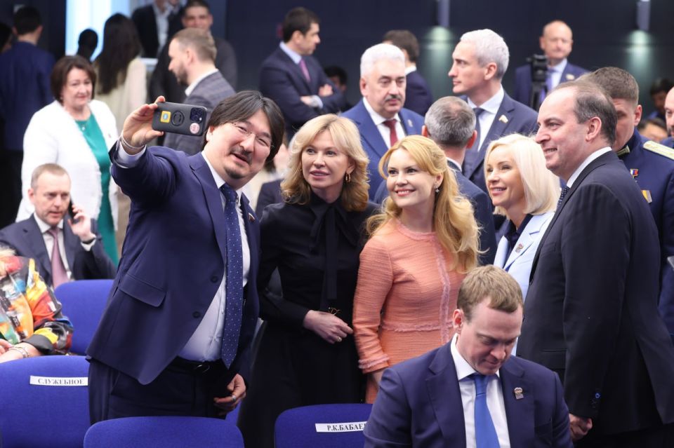 Дарья Лантратова: Единая Россия должна получить 55% по спискам, проголосовать за партию должны 50% избирателей, — Владимир Якушев о целях партии на выборах в Госдуму Дарья Лантратова: Единая Россия должна получить 55% по спискам, проголосовать за партию должны 50% избирателей, — Владимир Якушев о целях партии на выборах в Госдуму