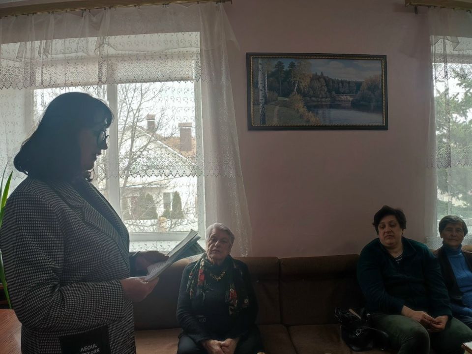В Лутугинской центральной районной библиотеке состоялся «Литературный калейдоскоп» В Лутугинской центральной районной библиотеке состоялся «Литературный калейдоскоп»