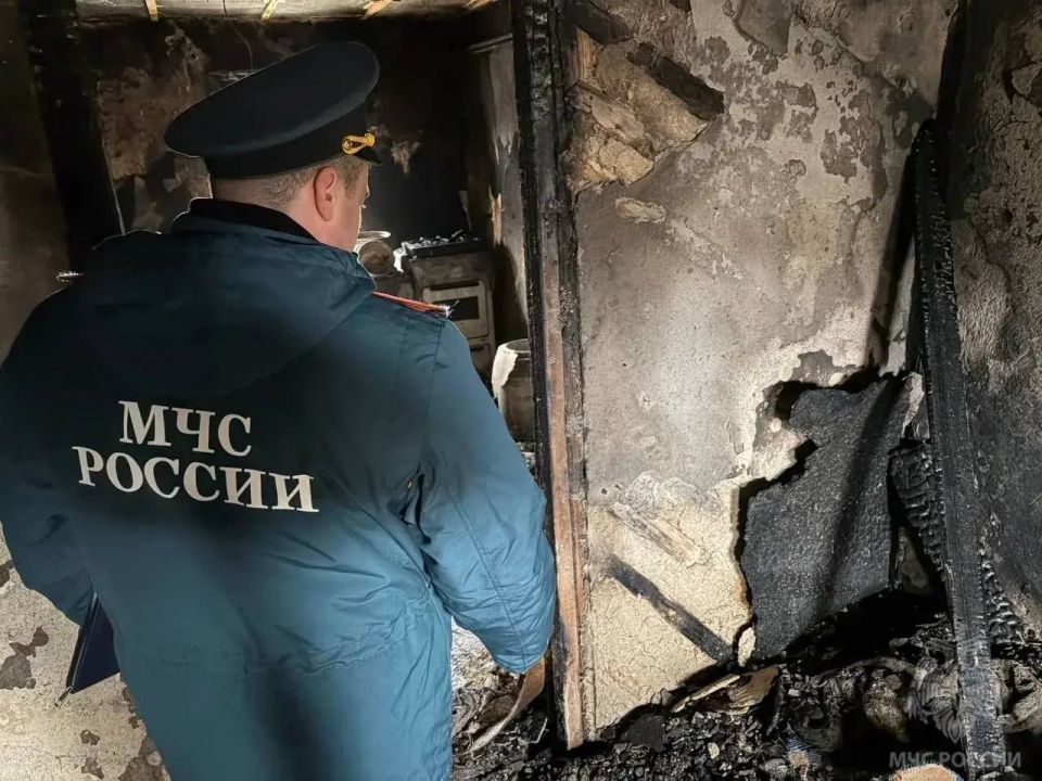 Двухлетняя девочка погибла в результате пожара в частном доме села Новороссошь Новопсковского района Двухлетняя девочка погибла в результате пожара в частном доме села Новороссошь Новопсковского района