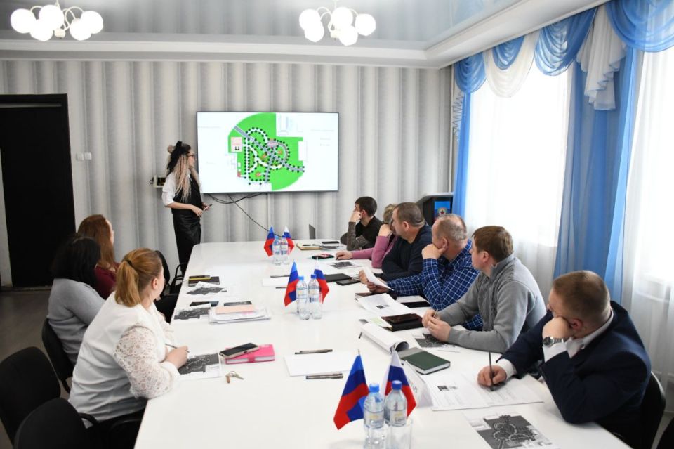 Сергей Колягин: Первомайск продолжает участие в федеральном проекте «Формирование комфортной городской среды» Сергей Колягин: Первомайск продолжает участие в федеральном проекте «Формирование комфортной городской среды»