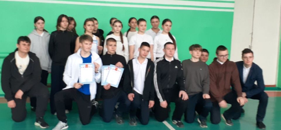 Школьники Новоанновского УВК №27 познакомились с нормами ГТО Школьники Новоанновского УВК №27 познакомились с нормами ГТО
