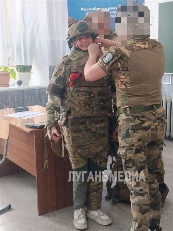 В Первомайской основной школе им. А. Сытникова состоялась встреча учащихся с участниками СВО В Первомайской основной школе им. А. Сытникова состоялась встреча учащихся с участниками СВО