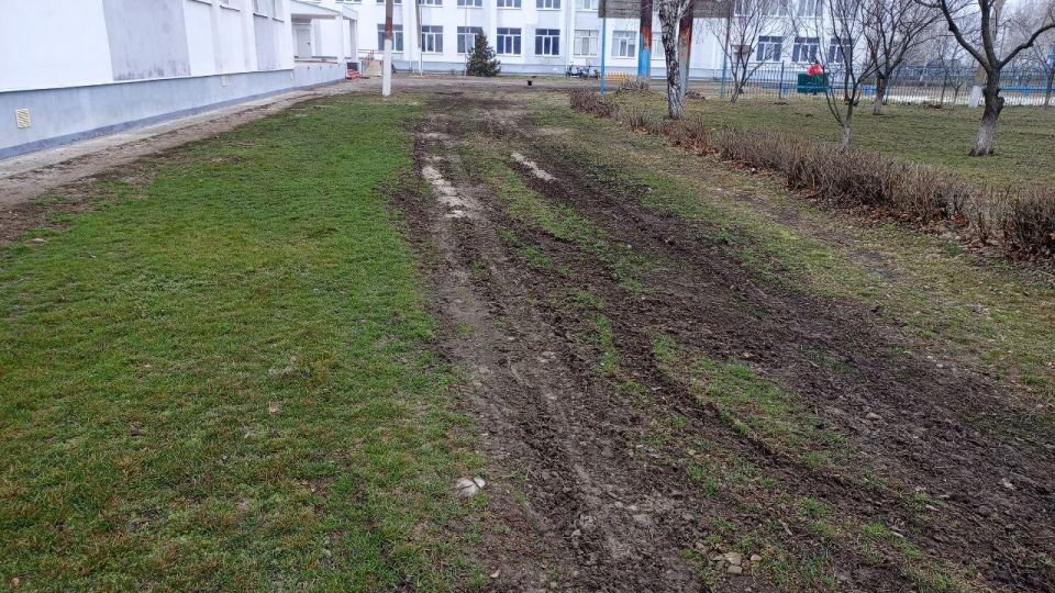Представитель региона-шефа посетил с рабочим визитом Городищенскую СШ Представитель региона-шефа посетил с рабочим визитом Городищенскую СШ