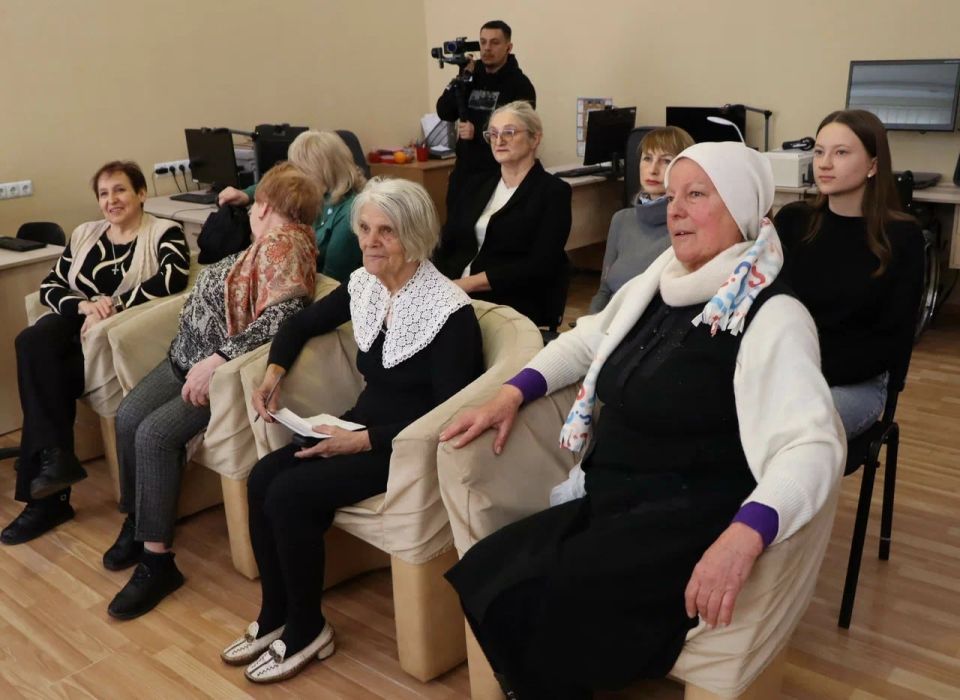 В Луганской Горьковке прошёл вечер памяти Татьяны Снежиной В Луганской Горьковке прошёл вечер памяти Татьяны Снежиной
