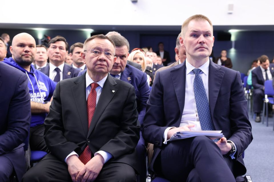 Дарья Лантратова: Единая Россия должна получить 55% по спискам, проголосовать за партию должны 50% избирателей, — Владимир Якушев о целях партии на выборах в Госдуму Дарья Лантратова: Единая Россия должна получить 55% по спискам, проголосовать за партию должны 50% избирателей, — Владимир Якушев о целях партии на выборах в Госдуму