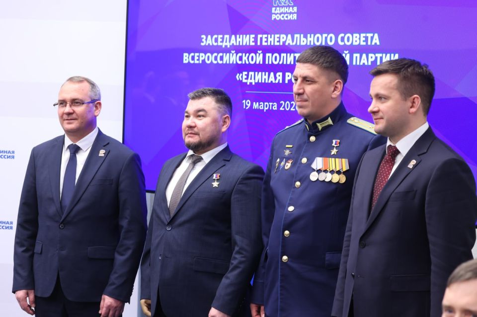 Дарья Лантратова: Единая Россия должна получить 55% по спискам, проголосовать за партию должны 50% избирателей, — Владимир Якушев о целях партии на выборах в Госдуму Дарья Лантратова: Единая Россия должна получить 55% по спискам, проголосовать за партию должны 50% избирателей, — Владимир Якушев о целях партии на выборах в Госдуму