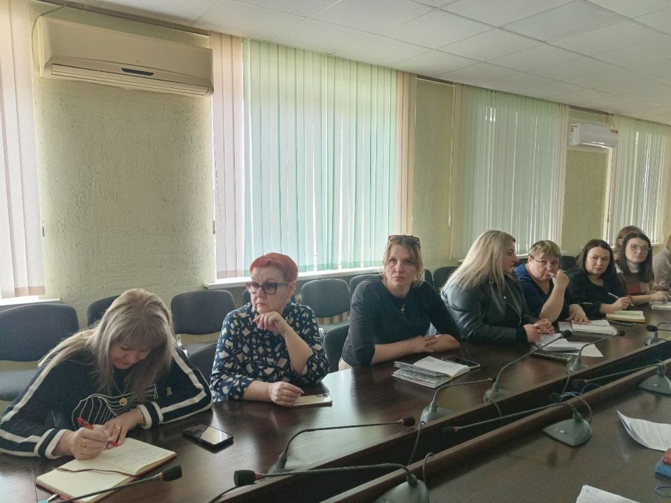 Андрей Рубанцов: Сегодня в Ровеньках состоялся городской семинар, посвященный актуальной теме межведомственного взаимодействия в сфере профилактической работы с несовершеннолетними и роли учреждений культуры в профилактике... Андрей Рубанцов: Сегодня в Ровеньках состоялся городской семинар, посвященный актуальной теме межведомственного взаимодействия в сфере профилактической работы с несовершеннолетними и роли учреждений культуры в профилактике...