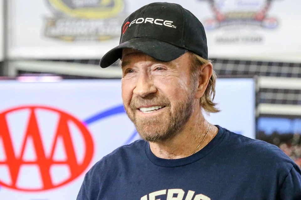 Скончался актёр Чак Норрис — ему было 86 лет, — СМИ