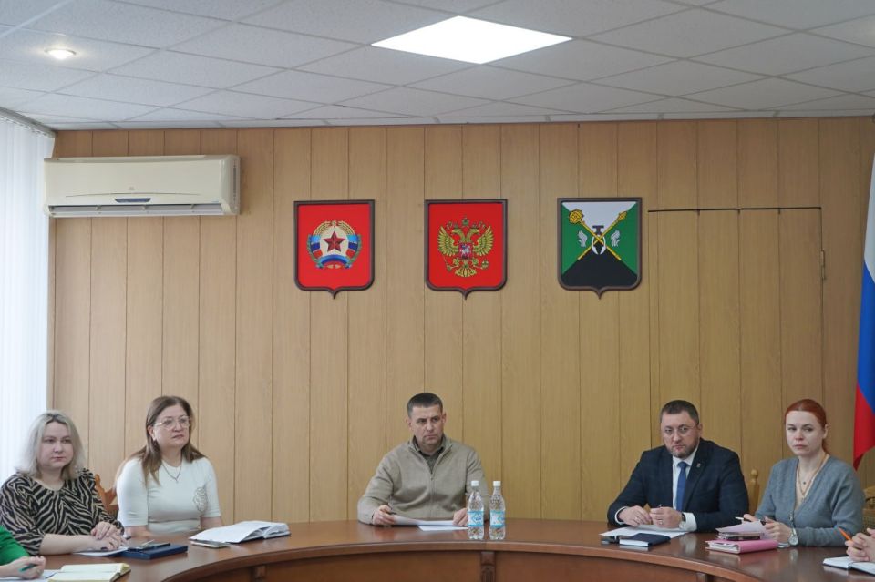 Провели очередную встречу с 3 семьями погибших участников СВО, цель которой – наладить прямой диалог и оказать практическую помощь Провели очередную встречу с 3 семьями погибших участников СВО, цель которой – наладить прямой диалог и оказать практическую помощь