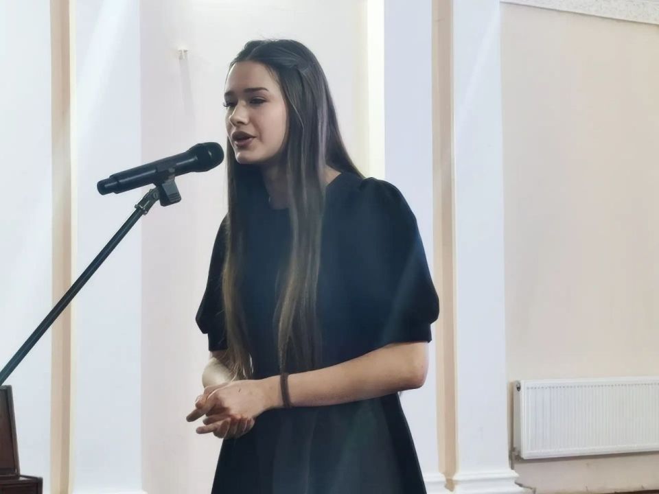 В Стаханове подвели итоги муниципального этапа конкурса «Живая классика» В Стаханове подвели итоги муниципального этапа конкурса «Живая классика»
