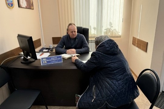 Депутаты Народного Совета ЛНР продолжают работу с обращениями граждан республики Депутаты Народного Совета ЛНР продолжают работу с обращениями граждан республики