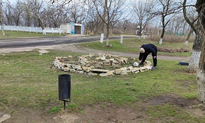 Объединяем усилия: первые весенние субботники в населенных пунктах Краснодонского округа Объединяем усилия: первые весенние субботники в населенных пунктах Краснодонского округа