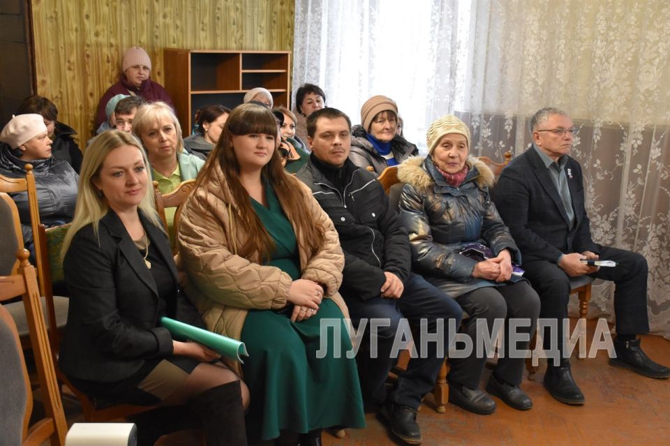 В Краснолучском округе продолжаются обучающие интенсивы для жителей муниципалитета в рамках проекта «Электронный гражданин» В Краснолучском округе продолжаются обучающие интенсивы для жителей муниципалитета в рамках проекта «Электронный гражданин»