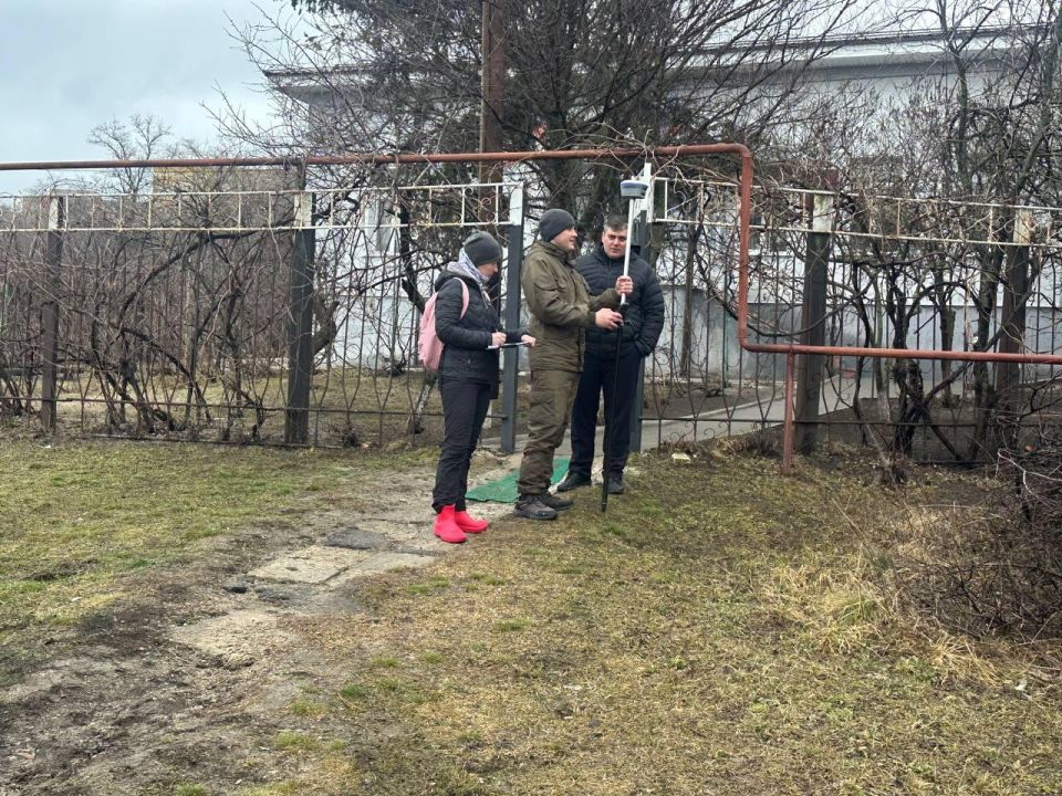 При содействии шеф-региона Новосибирской области, в поселке городского типа Беловодск на этой неделе успешно завершены важные этапы подготовки к строительству модульных систем водоподготовки При содействии шеф-региона Новосибирской области, в поселке городского типа Беловодск на этой неделе успешно завершены важные этапы подготовки к строительству модульных систем водоподготовки
