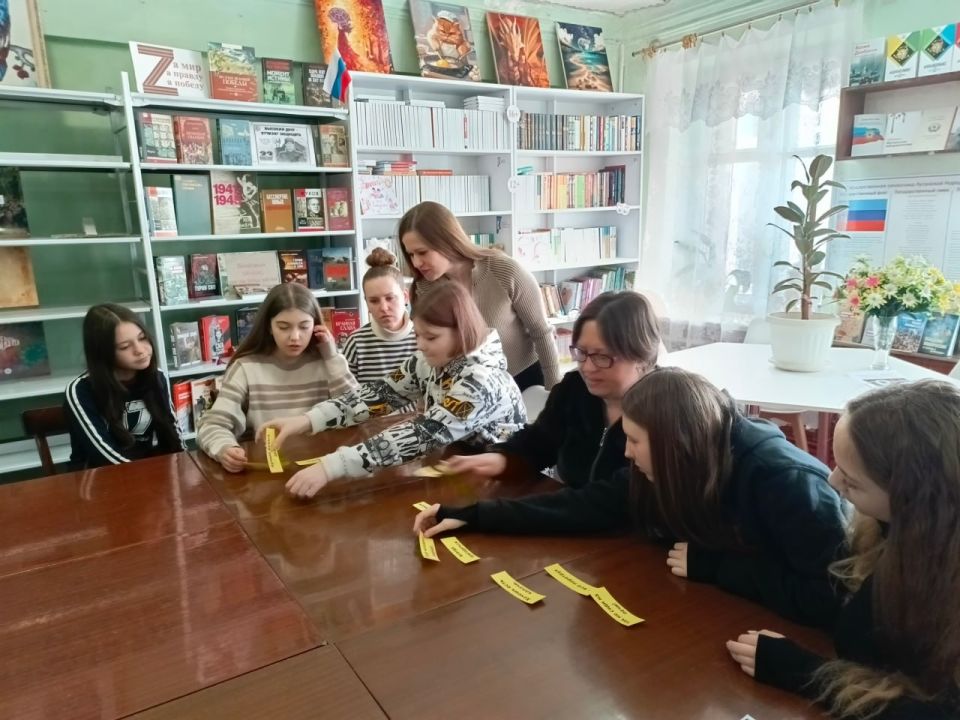 Владимир Иванович Даль — выдающийся лексикограф, писатель, этнограф и неутомимый собиратель народного творчества, чьё имя навсегда вписано в историю отечественной культуры Владимир Иванович Даль — выдающийся лексикограф, писатель, этнограф и неутомимый собиратель народного творчества, чьё имя навсегда вписано в историю отечественной культуры