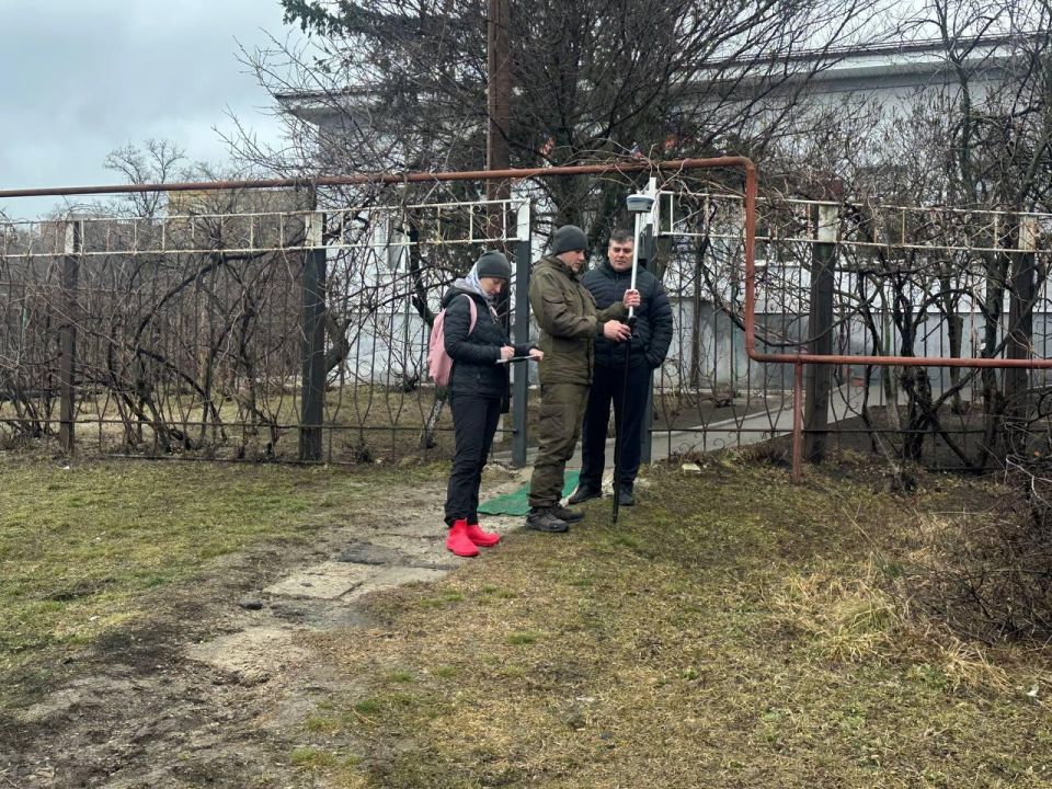 При содействии шеф-региона Новосибирской области, в поселке городского типа Беловодск на этой неделе успешно завершены важные этапы подготовки к строительству модульных систем водоподготовки При содействии шеф-региона Новосибирской области, в поселке городского типа Беловодск на этой неделе успешно завершены важные этапы подготовки к строительству модульных систем водоподготовки