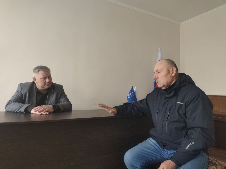 Владимир Шавлай: Муниципальные депутаты провели приёмы граждан Владимир Шавлай: Муниципальные депутаты провели приёмы граждан