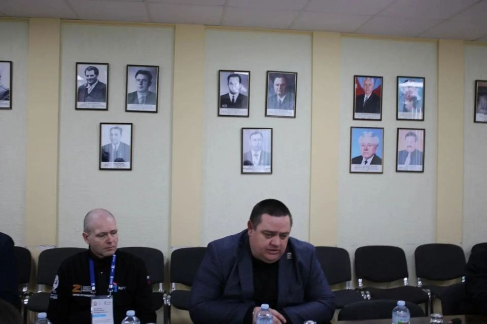 «Герои Луганщины» в Ровеньках: погружение в управленческие практики «Герои Луганщины» в Ровеньках: погружение в управленческие практики