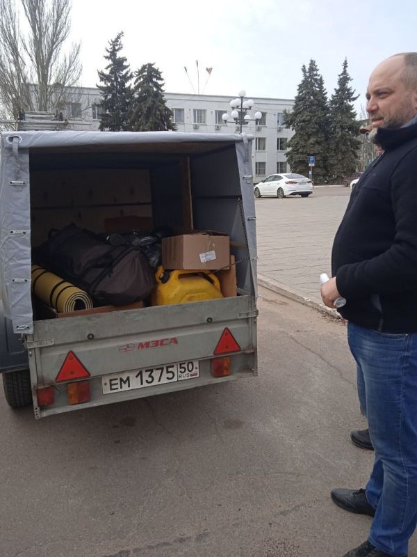 Сергей Колягин: Волонтеры из Воронежа продолжают оказывать помощь жителям Попасной Сергей Колягин: Волонтеры из Воронежа продолжают оказывать помощь жителям Попасной