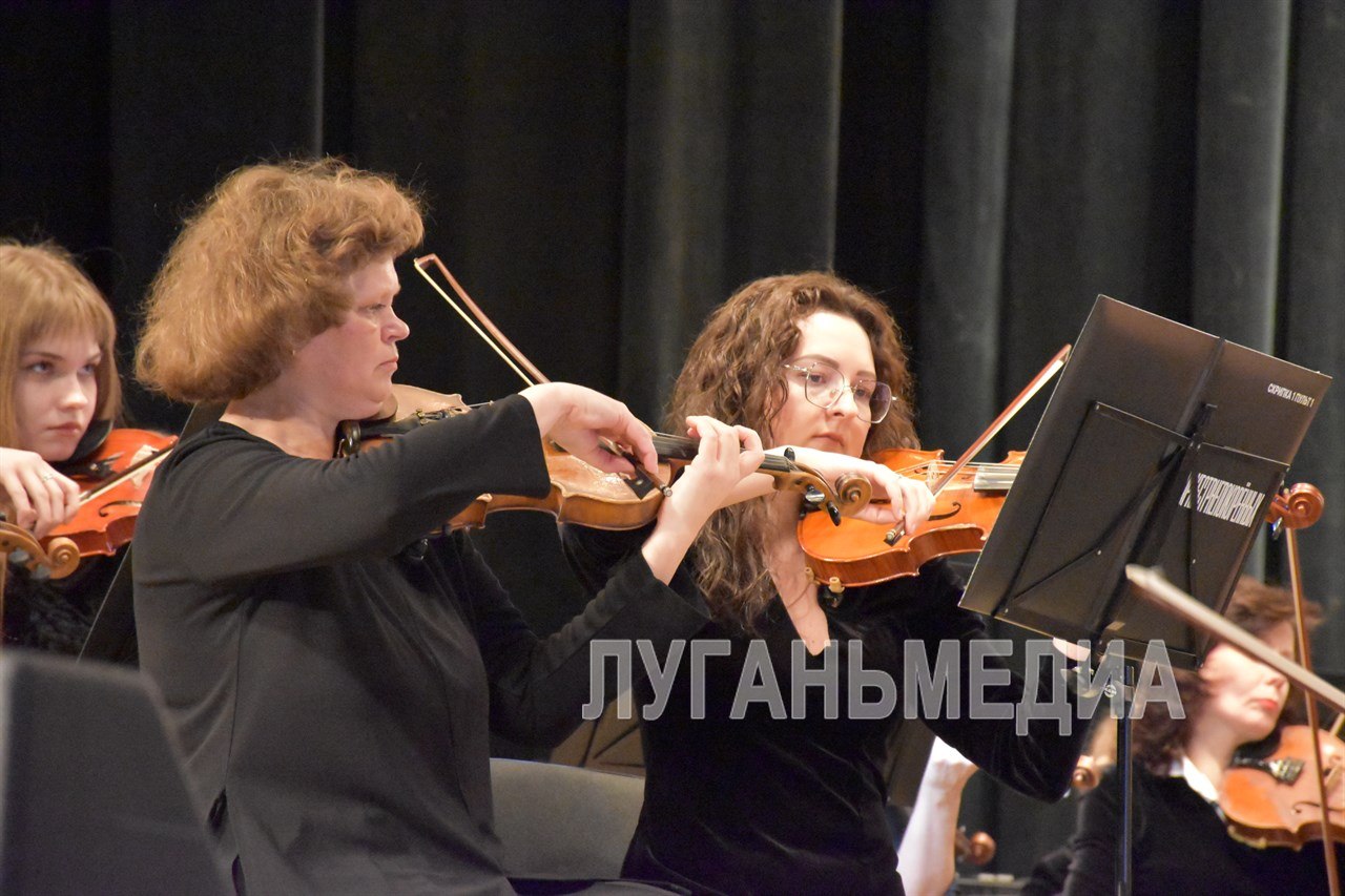 Музыка «Непокоренных» прозвучала в Алчевске Музыка «Непокоренных» прозвучала в Алчевске