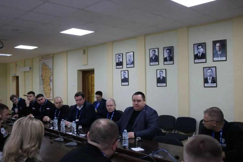 «Герои Луганщины» в Ровеньках: погружение в управленческие практики «Герои Луганщины» в Ровеньках: погружение в управленческие практики