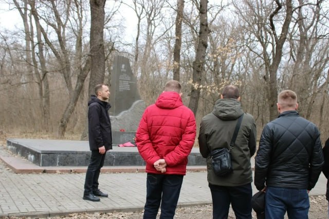 Участники регионального проекта «Герои Луганщины» познакомились с героическим прошлым города Ровеньки Участники регионального проекта «Герои Луганщины» познакомились с героическим прошлым города Ровеньки