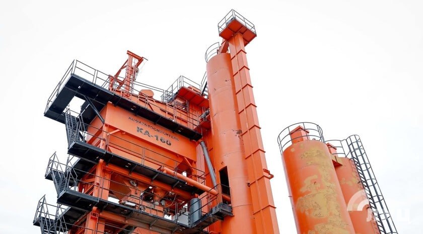 Новый асфальтобетонный завод готовят к запуску перед началом дорожного сезона в ЛНР