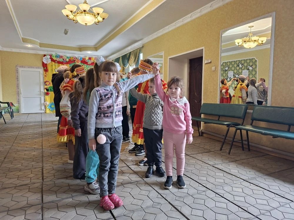 21 марта в Городищенском фольклорном центре прошел традиционный праздник встречи птиц «Жавороночки, прилетите к нам» 21 марта в Городищенском фольклорном центре прошел традиционный праздник встречи птиц «Жавороночки, прилетите к нам»