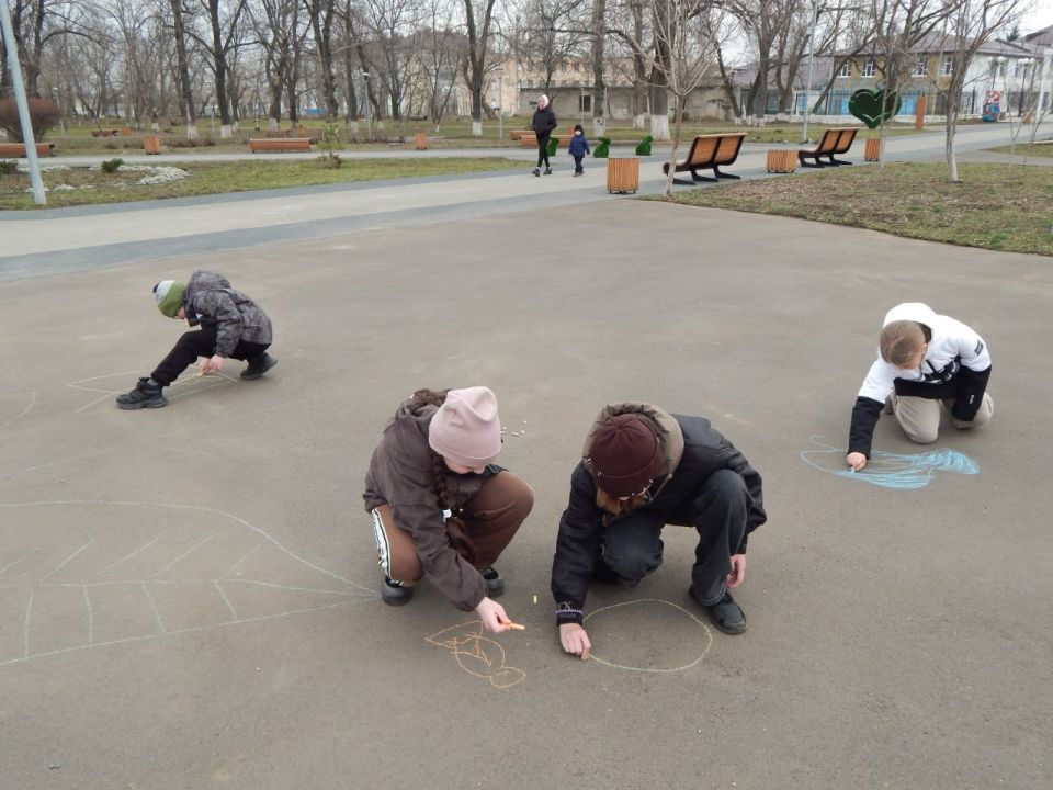 В Краснодонском городском парке состоялась развлекательная программа для детей В Краснодонском городском парке состоялась развлекательная программа для детей