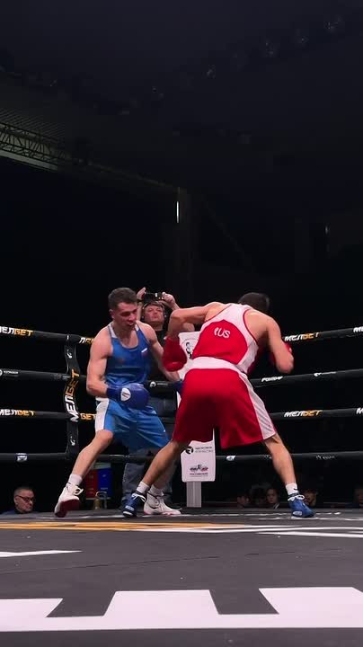 В этом жарком бою победу забрал и вышел в финал Игорь Свиридченков!