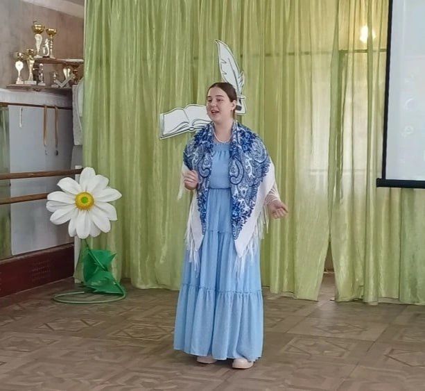 В Лутугино прошел муниципальный этап конкурса чтецов «Живая классика» В Лутугино прошел муниципальный этап конкурса чтецов «Живая классика»